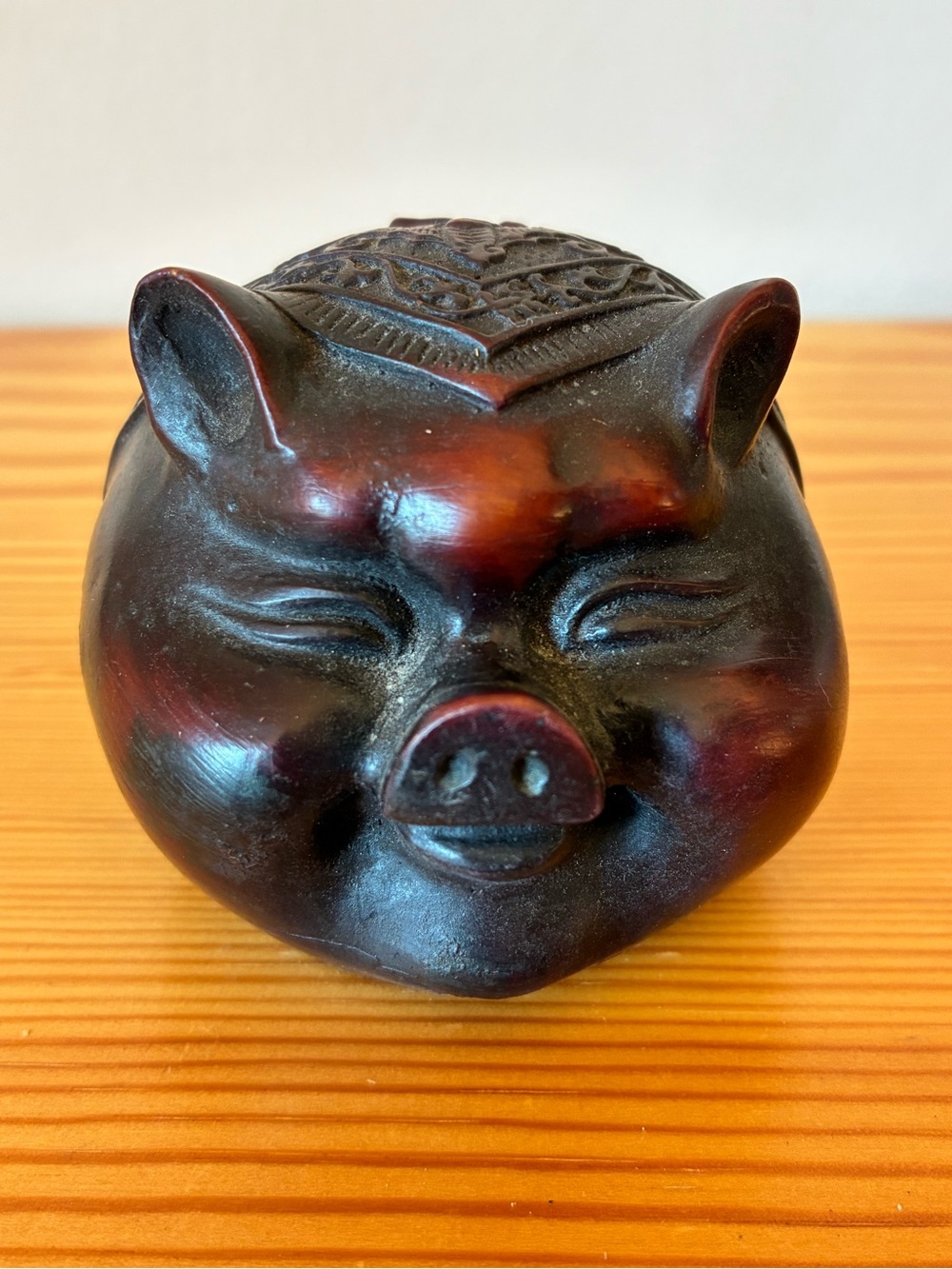 Vintage Resin Pig Head Wealth & Good Health Fortune Statue Figure